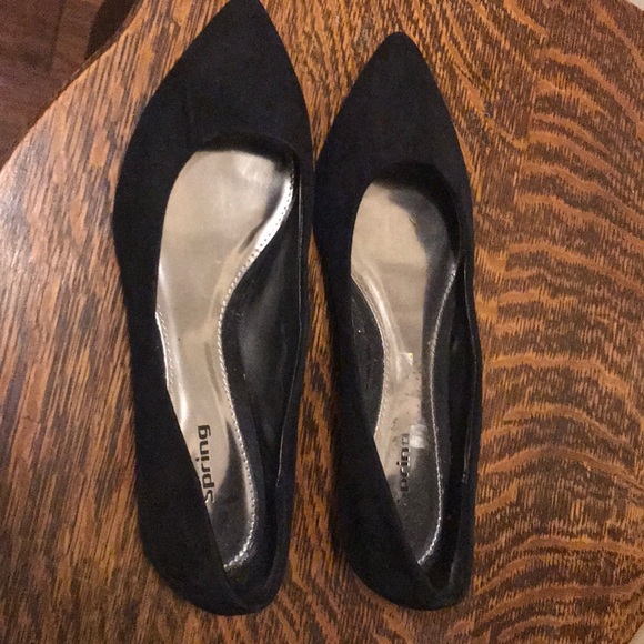 Spring black pointed flats - Picture 1 of 2